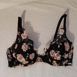 Victoria's Secret bra 32D black lace/floral